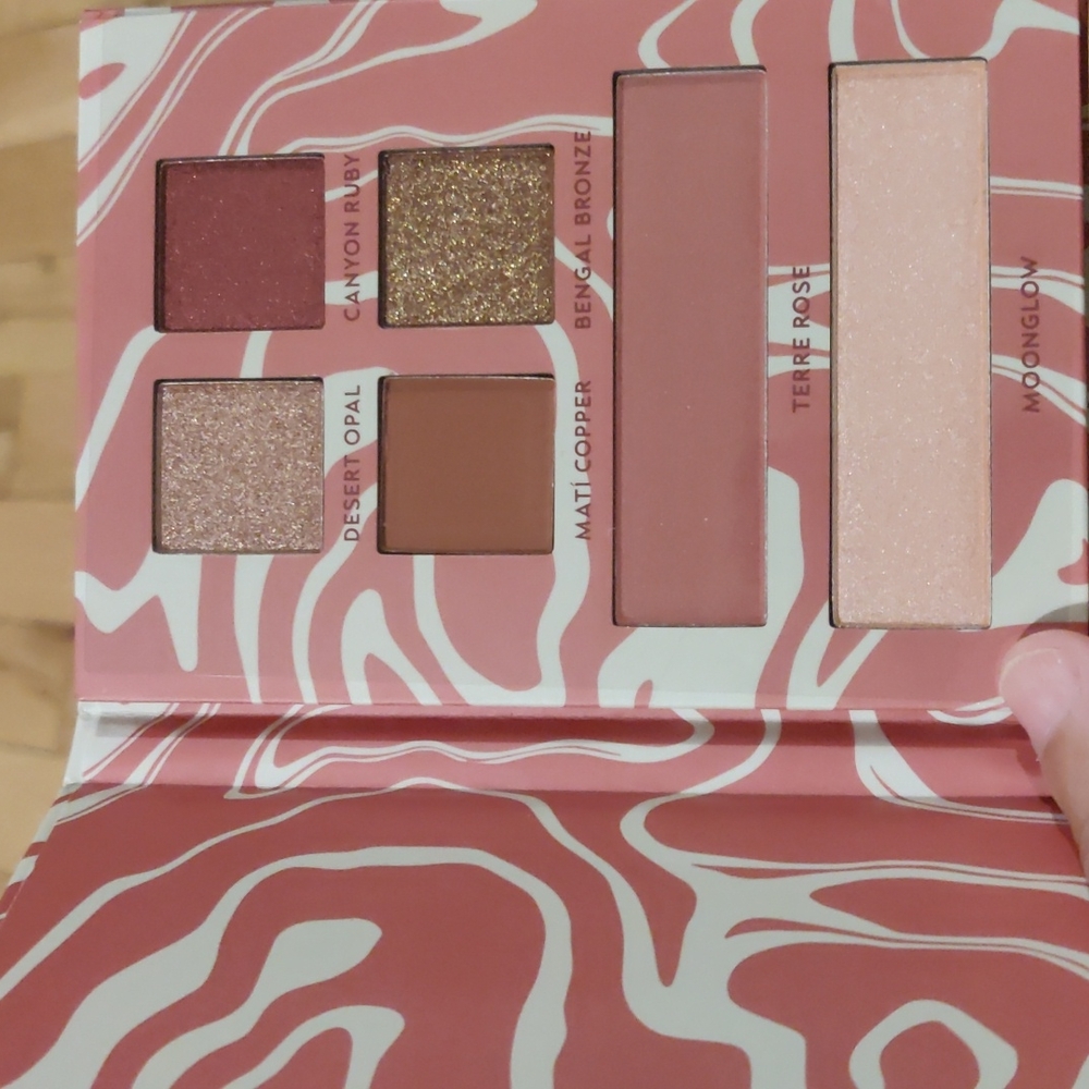 Tanais Mati Earthtones Eye and Face Palette